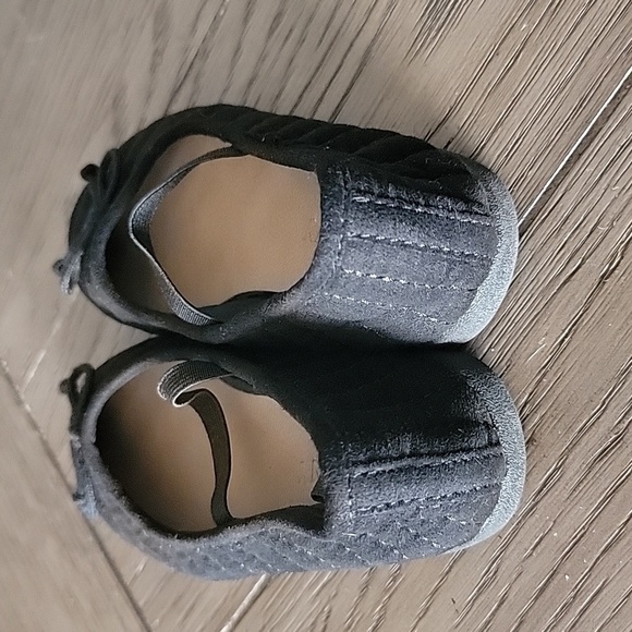 Old navy toddler ballets - Picture 2 of 4